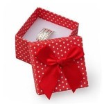 Malá dárková krabička na prsten červená - bílé puntíky [0]