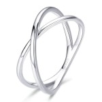 Stříbrný prsten s překřížením (1,90 g, 57) [2]