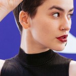 Piercing - podkova s vnitřním závitem (čirá)