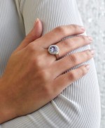 Stříbrný prsten s krystaly Swarovski fialový kulatý 35026.3 [3]