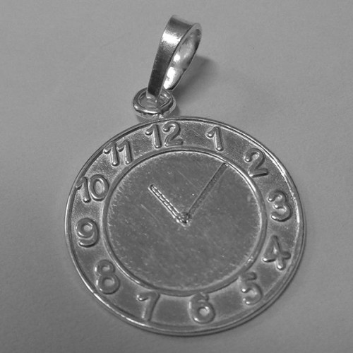 Služba diamantové rytí křtících hodin