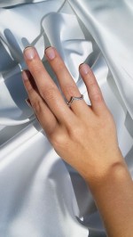 Ocelový prsten špička s čirými zirkony (57)