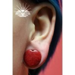 Plug do ucha srdce - kámen červený jadeit (16 mm) [1]