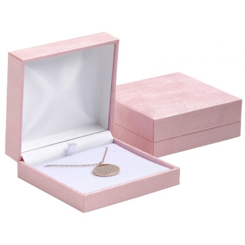 Růžová koženková krabička na náhrdelník nebo řetízek
