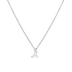 Ocelový náhrdelník, písmeno O