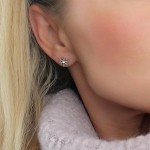 Stříbrné šroubovací náušnice vločka