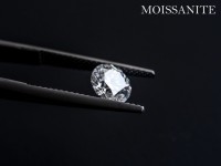 Stříbrný zásnubní prsten s moissanity, vel. 52 [3]