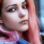 Piercing - kruh titan s kuličkou (1,0 x 8 mm, kulička 3 mm)