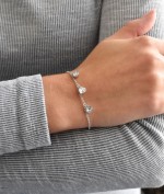 Stříbrný náramek se Swarovski krystaly bílé srdce 33108.1