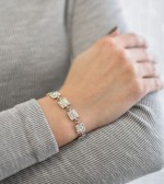 Stříbrný náramek se Swarovski krystaly ab efekt 33047.2
