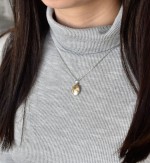 Stříbrný přívěsek s krystalem Swarovski zlatý ovál 34245.5