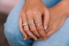 Stříbrný prsten Hot Diamonds Willow DR207 K vel. 50