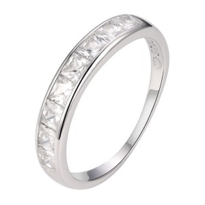 Stříbrný prsten se zirkony