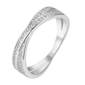 Stříbrný prsten se zirkony