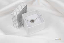 Ocelový náramek s kulatou destičkou