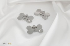 Ocelová psí známka - kost se zirkony, vel. S