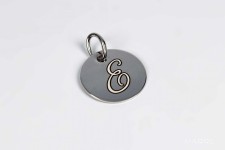 Stříbrný přívěsek destička kulatá